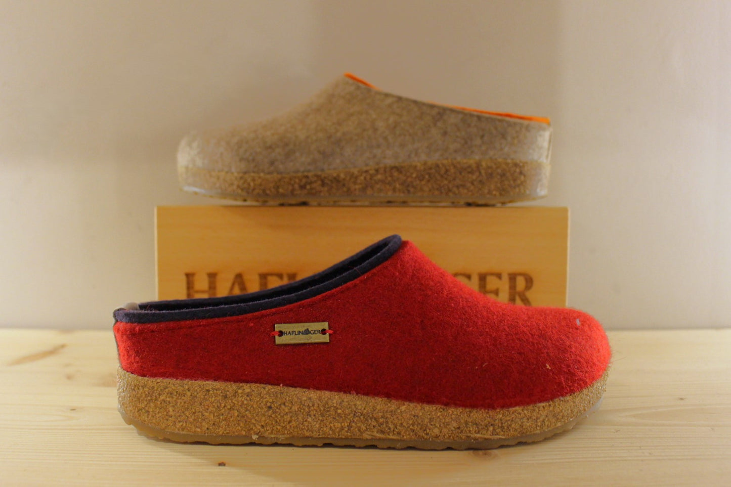 Chausson coupe mule en laine sabot liège HAFLINGER 