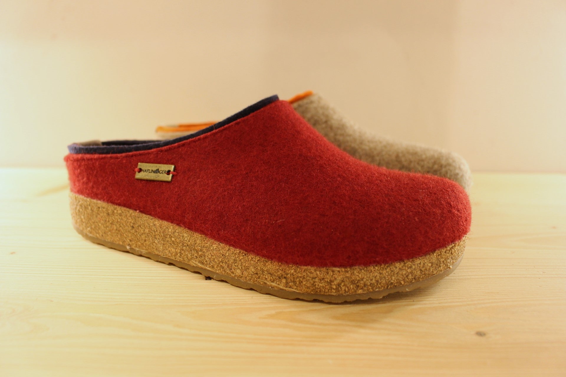 Chausson coupe mule en laine sabot liège HAFLINGER 