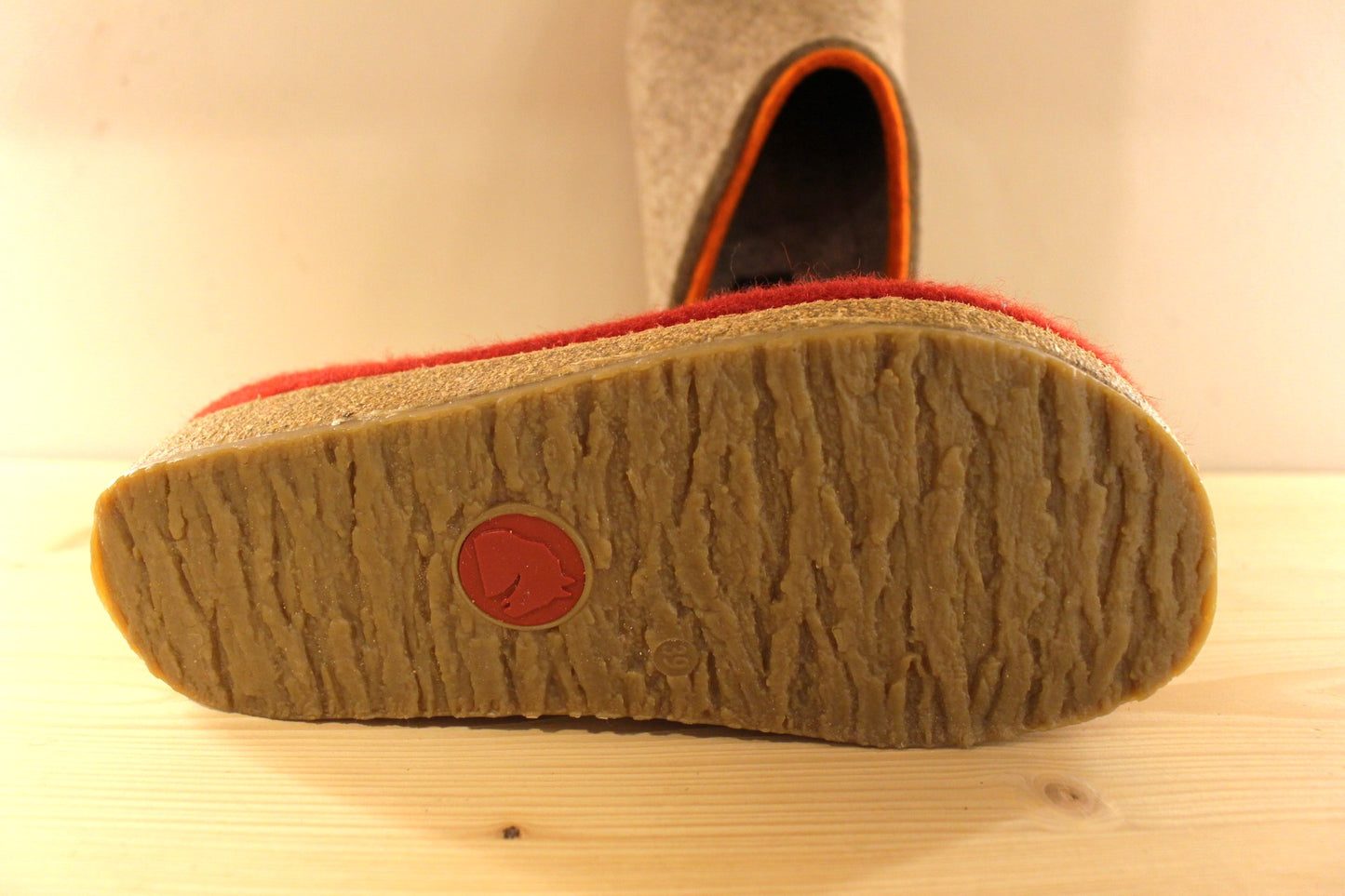 Chausson coupe mule en laine sabot liège HAFLINGER 