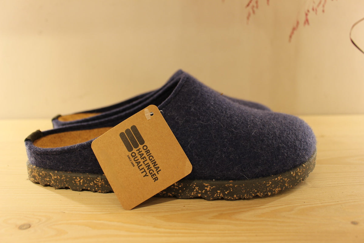 MANHATTAN CLOG