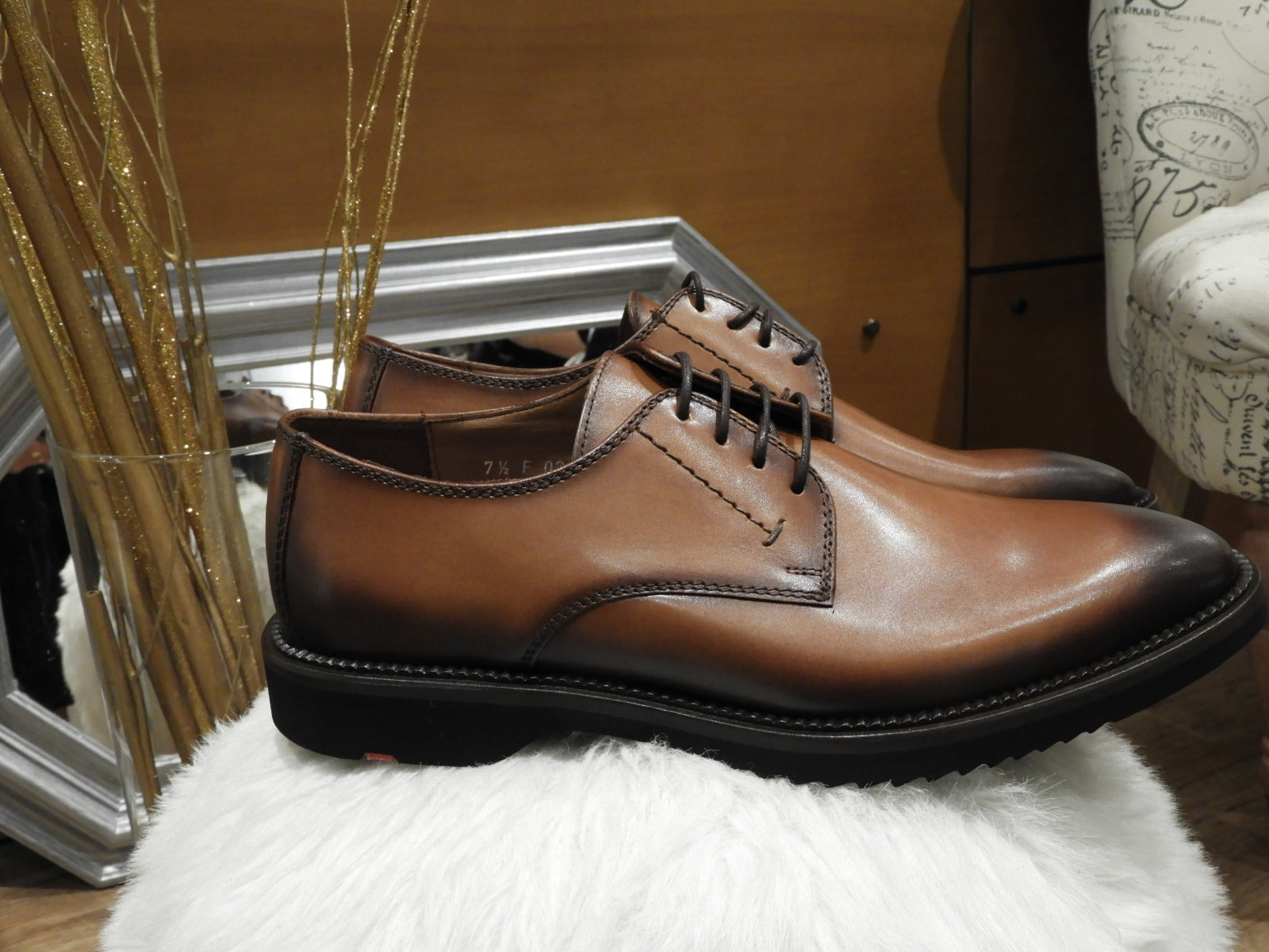 Derby homme en cuir couleur cognac semelle extra légère LLOYD