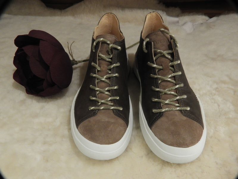 Boots sneaker cuir gras beige et chocolat fabrication autrichienne THINK